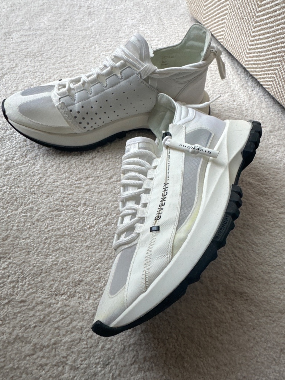 GIVENCHYY Trainers - Picture 3 of 7